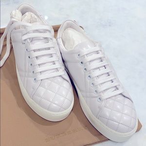 Burberry brand new quilted sneaker